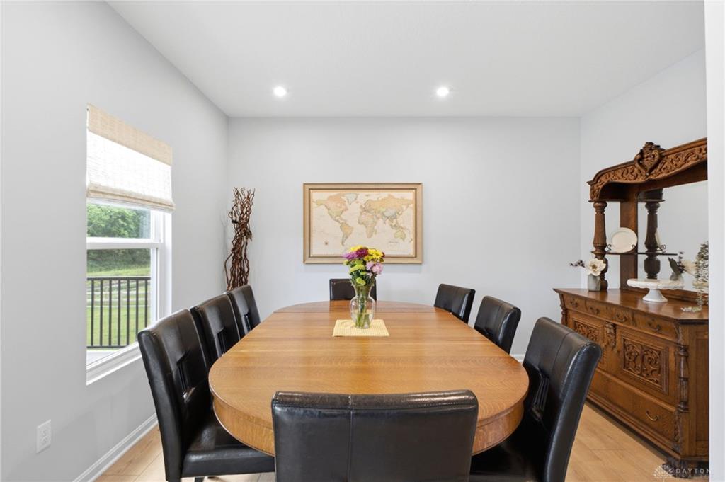 1251 Heathgate Property Photo 12