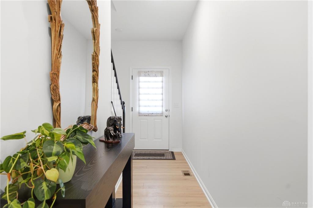 1251 Heathgate Property Photo 14