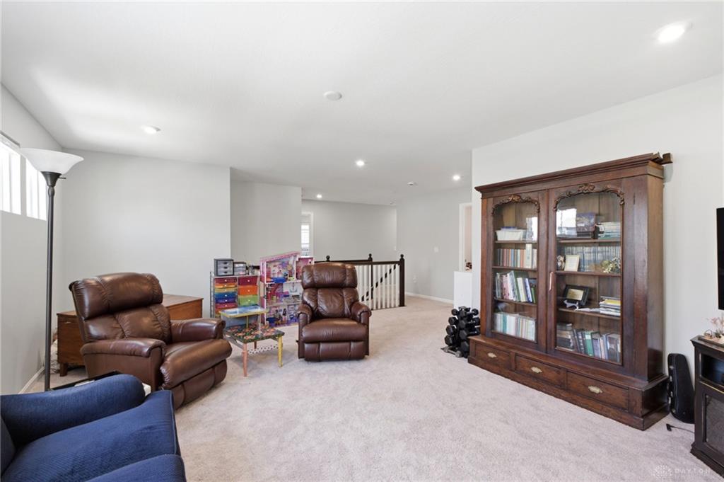 1251 Heathgate Property Photo 20