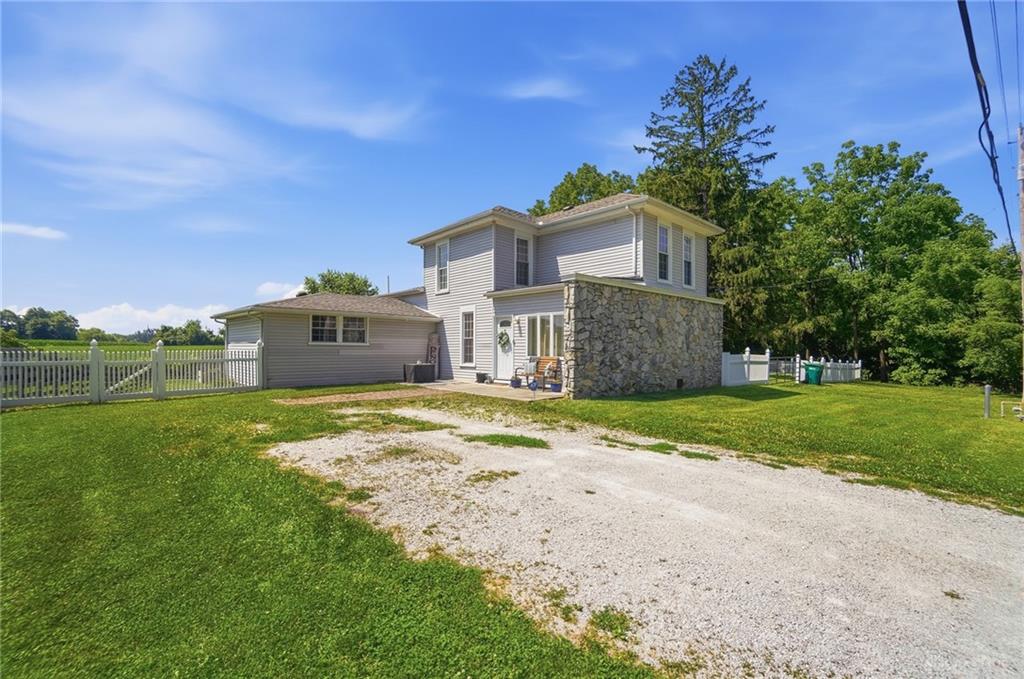 8871 W National Property Photo 1