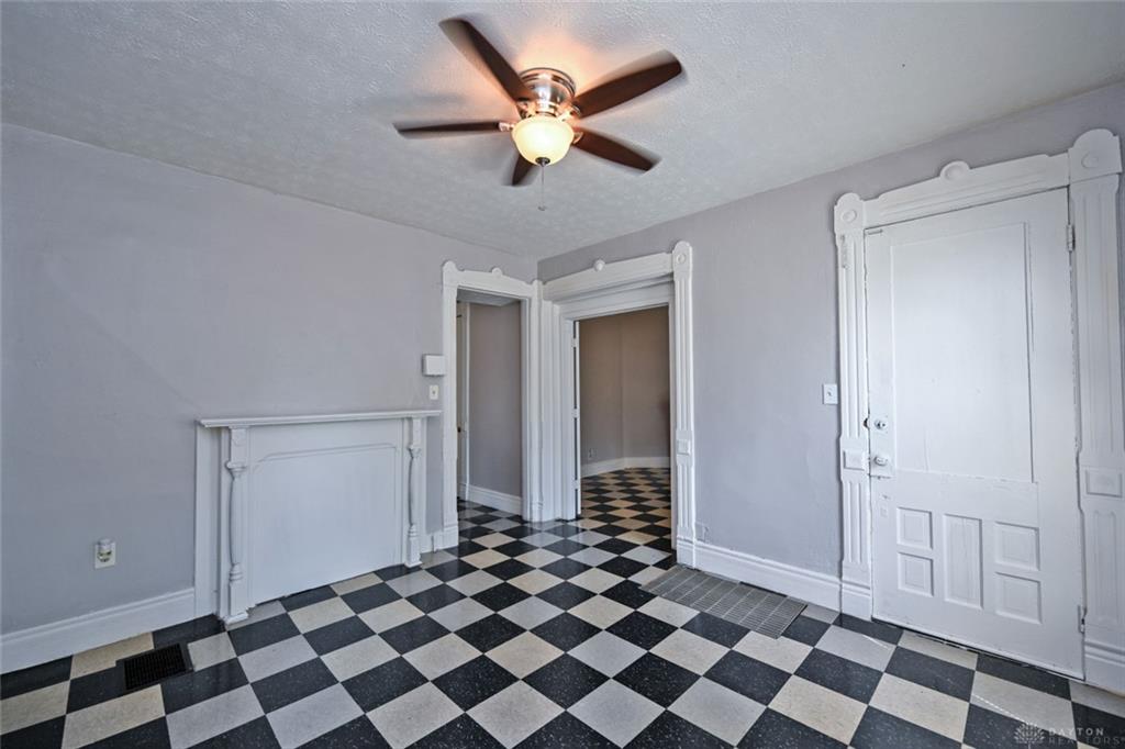 139 Columbus Property Photo 7