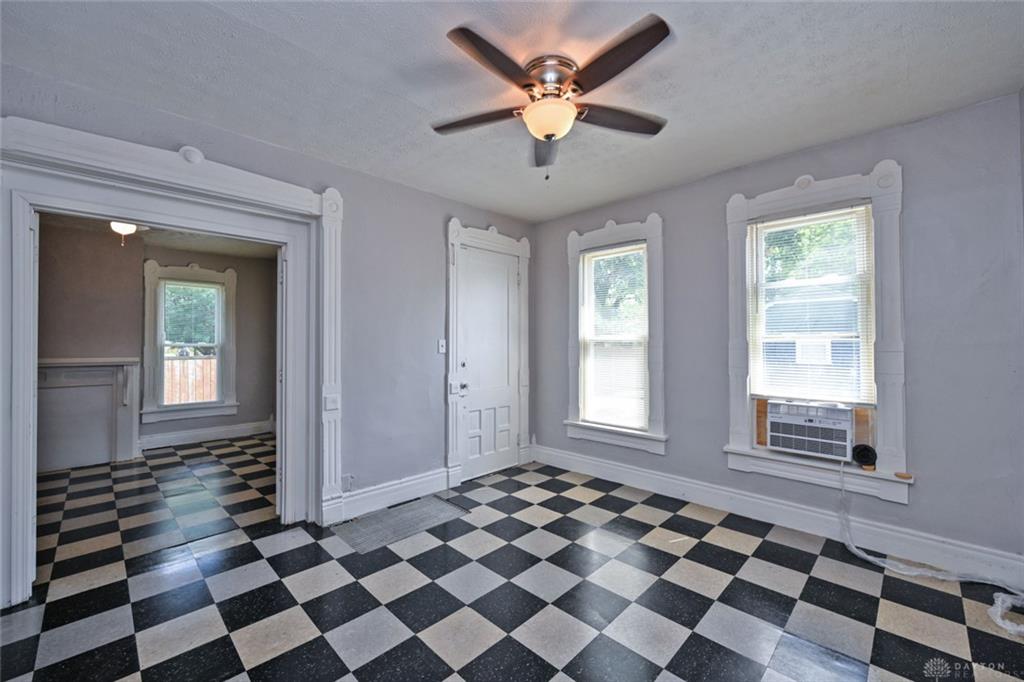 139 Columbus Property Photo 8