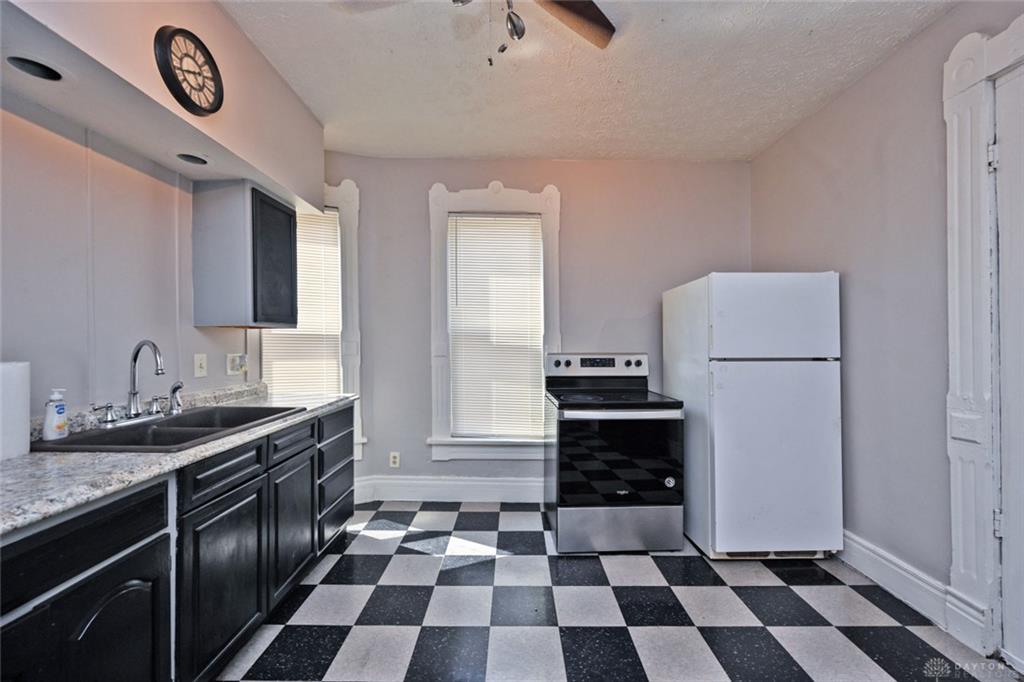 139 Columbus Property Photo 14
