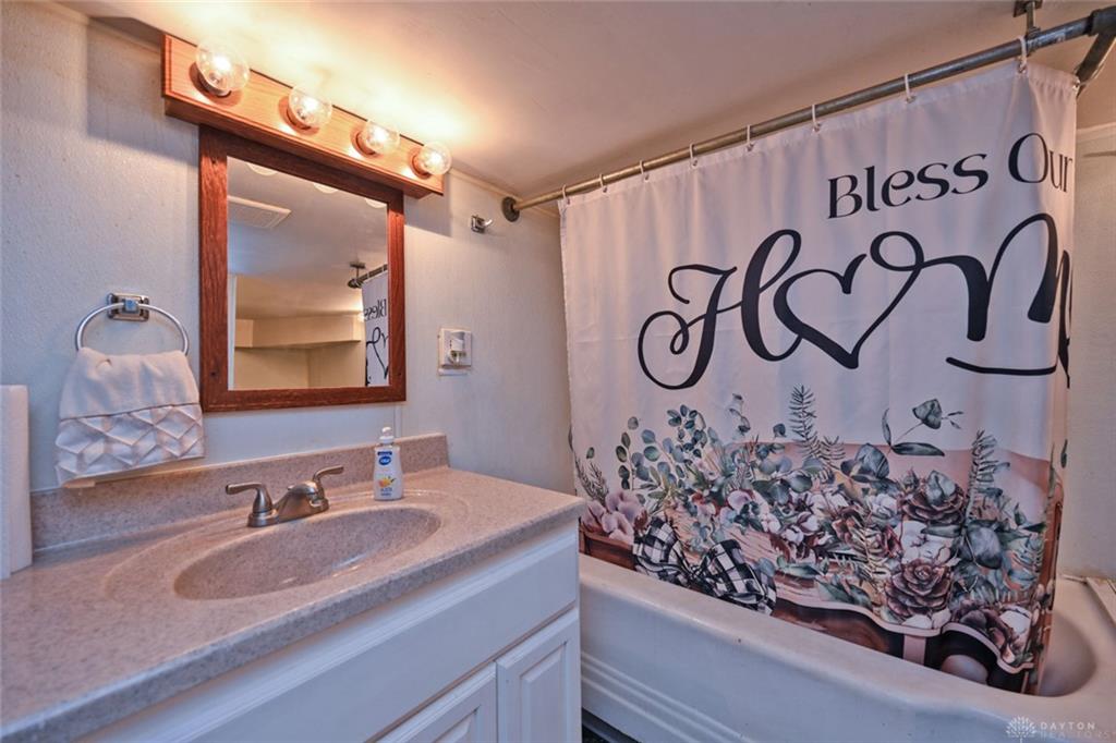 139 Columbus Property Photo 20