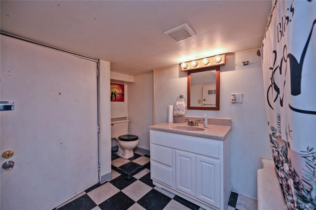 139 Columbus Property Photo 21