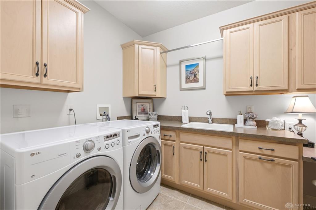 3896 Northfield Dr. Property Photo 28