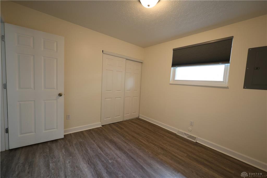 1504 Coventry B Property Photo 10
