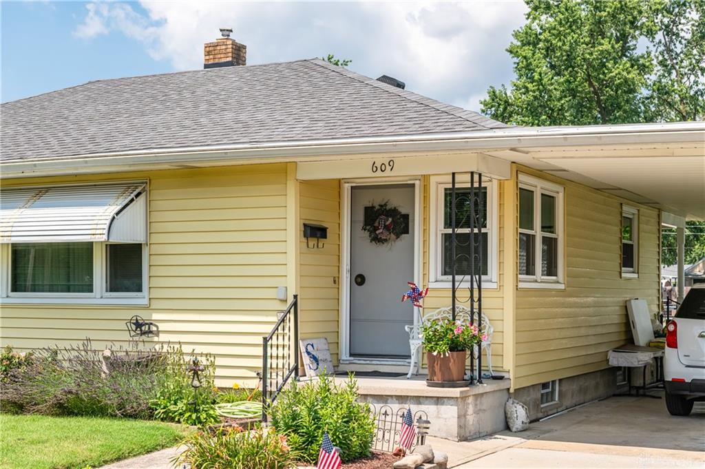 609 Park Property Photo 4