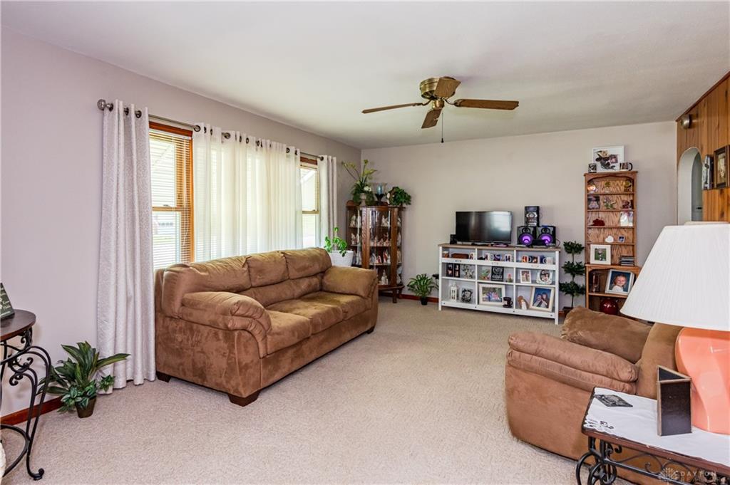 609 Park Property Photo 6