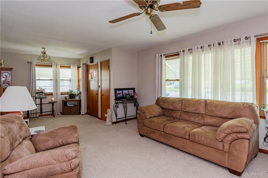 609 Park Property Photo 8