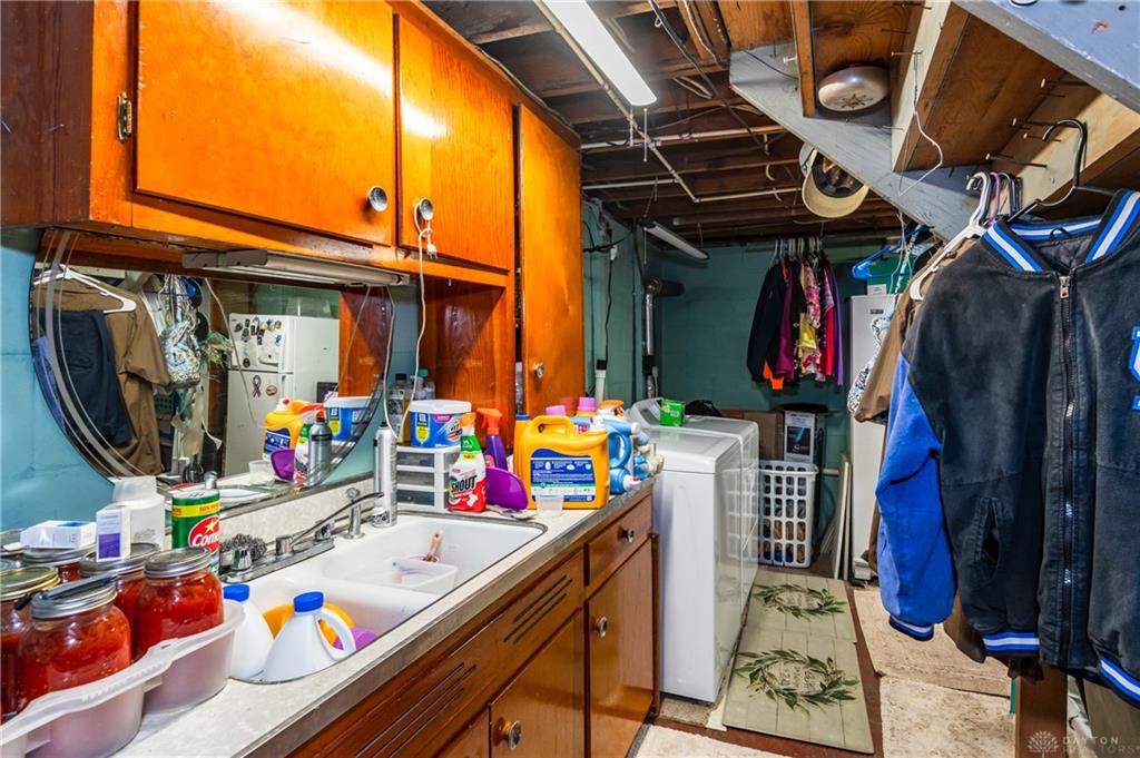 609 Park Property Photo 30