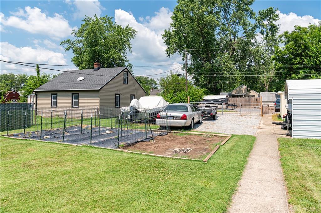 609 Park Property Photo 33