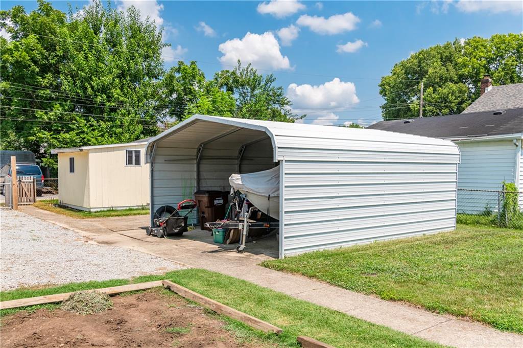 609 Park Property Photo 34