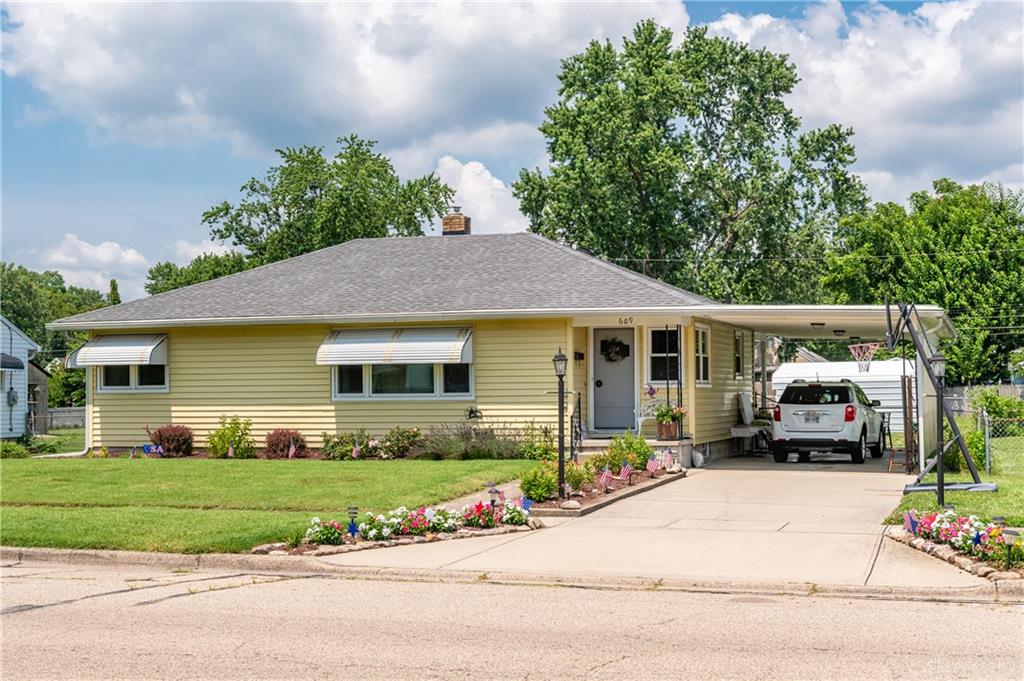 609 Park Property Photo 38