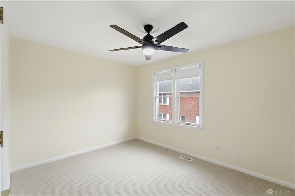 100 W Cooper Property Photo 23