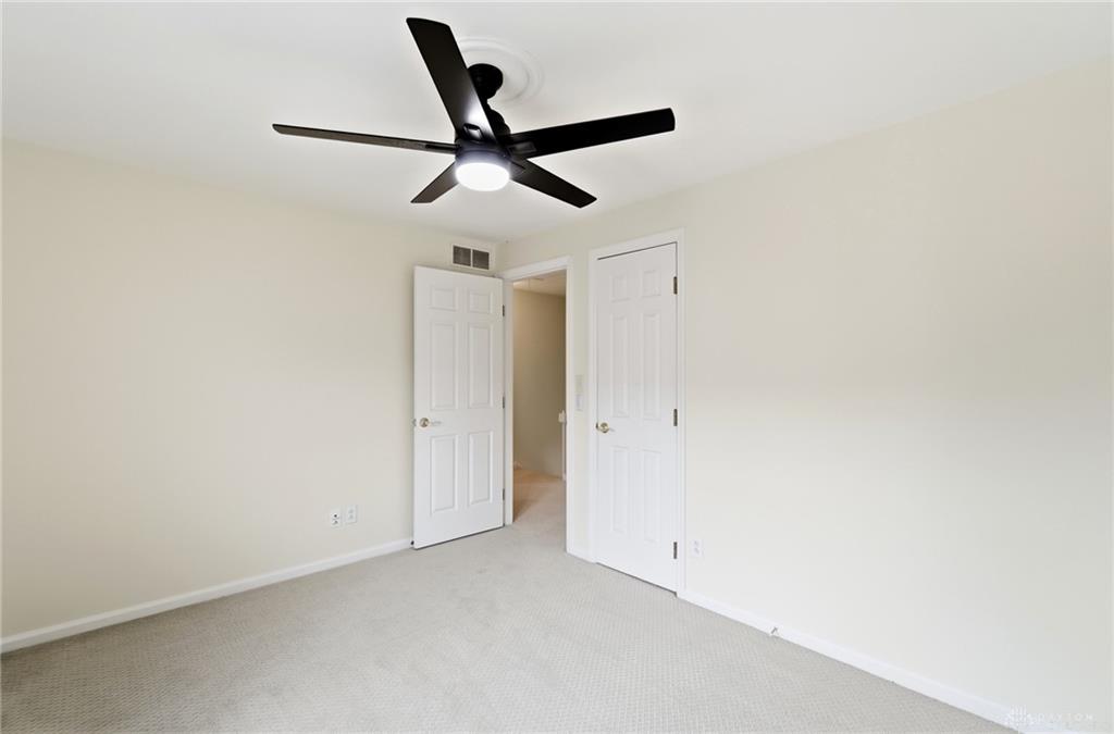 100 W Cooper Property Photo 24