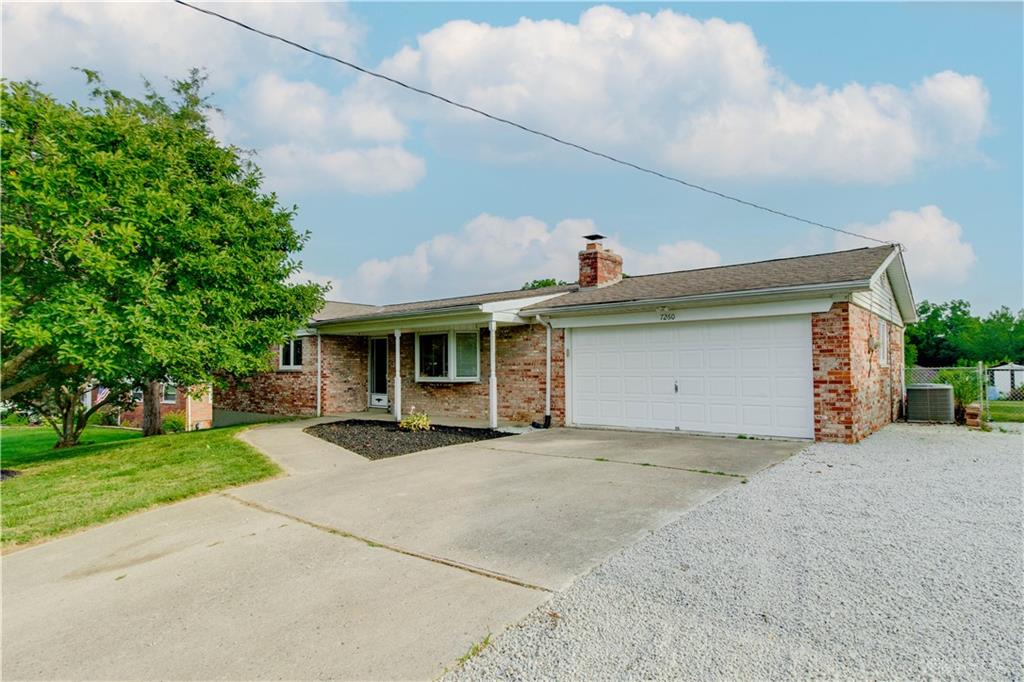 7260 Jerry Property Photo 1