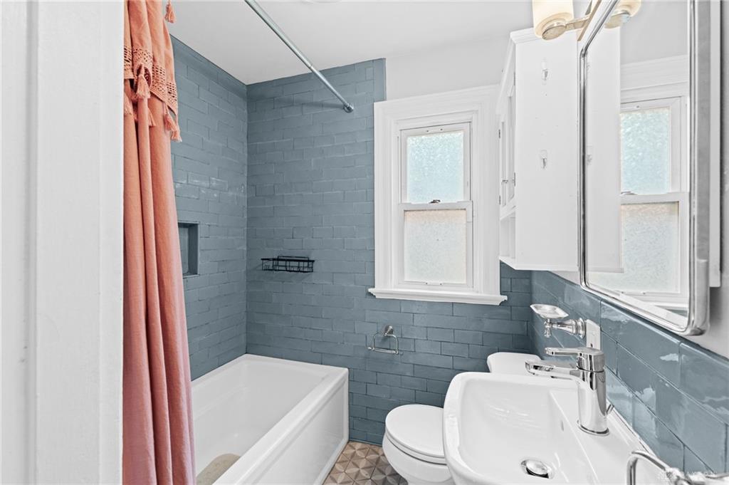 345 Durrell Property Photo 18