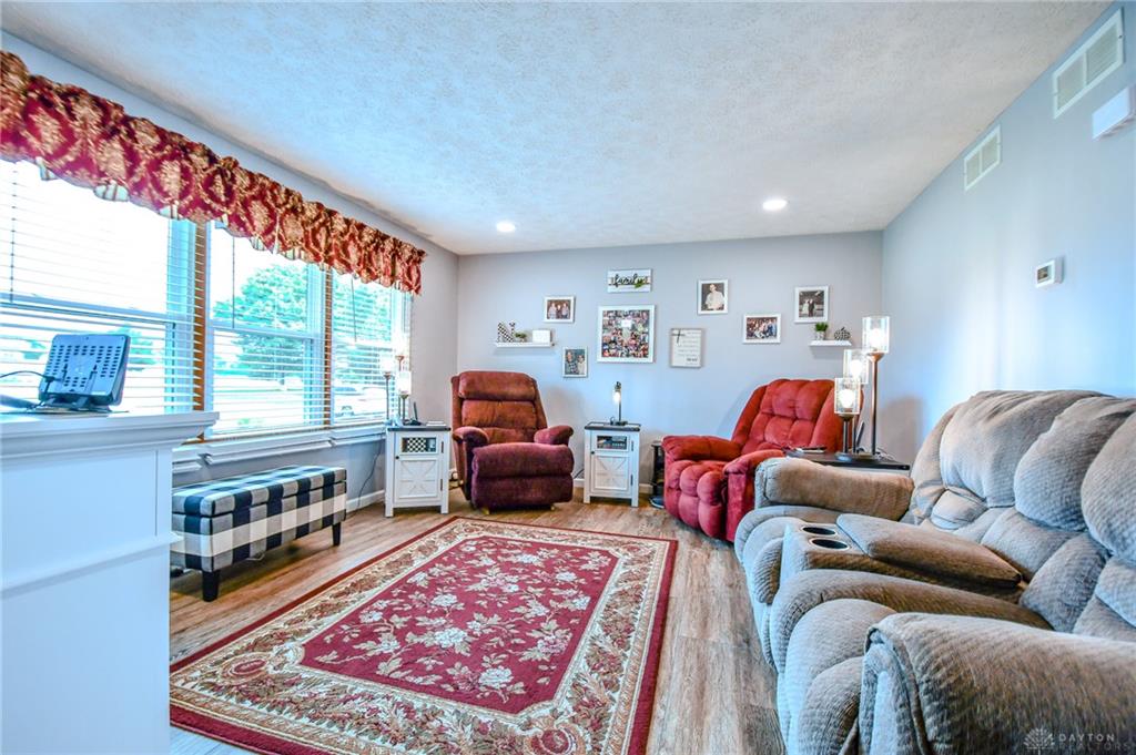 13493 Old Troy Property Photo 12