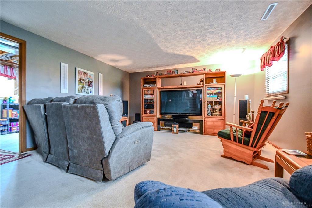 13493 Old Troy Property Photo 32