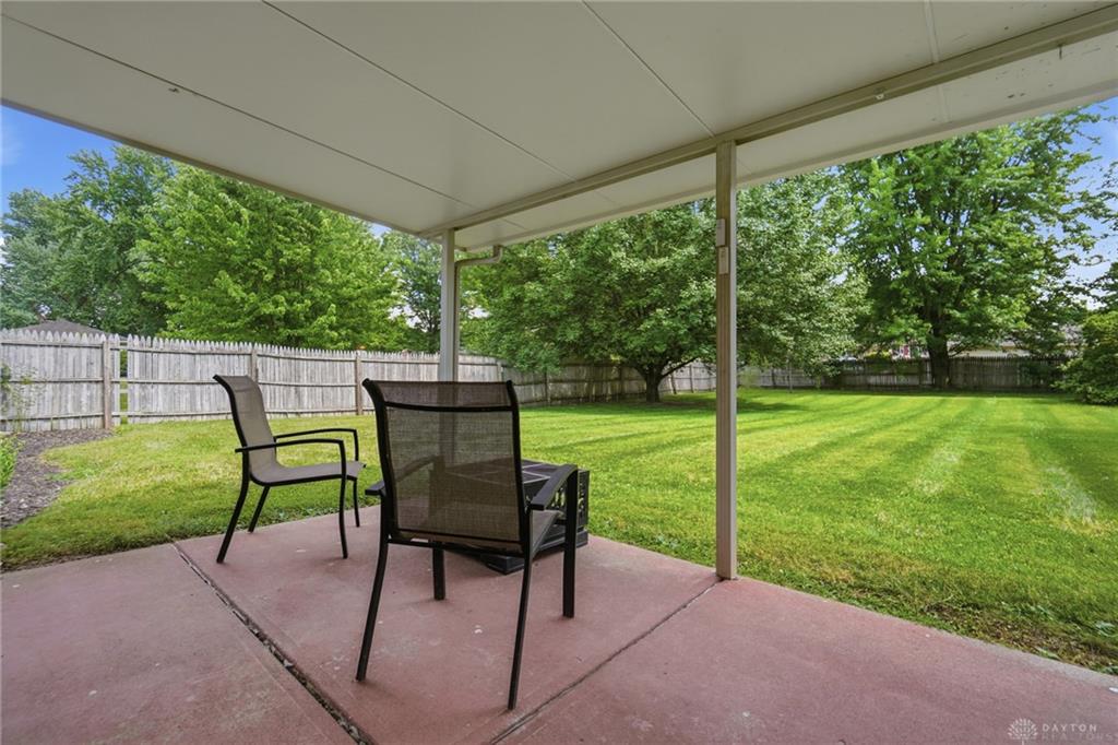 4253 Frontenac Property Photo 15