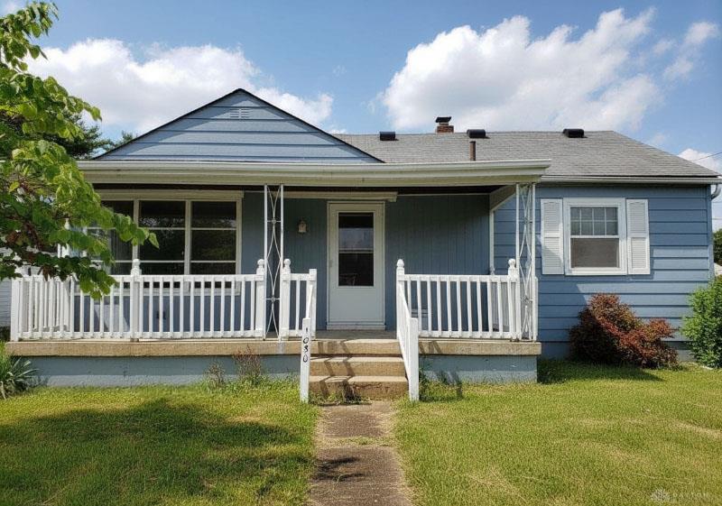 1050 Brough Property Photo 1