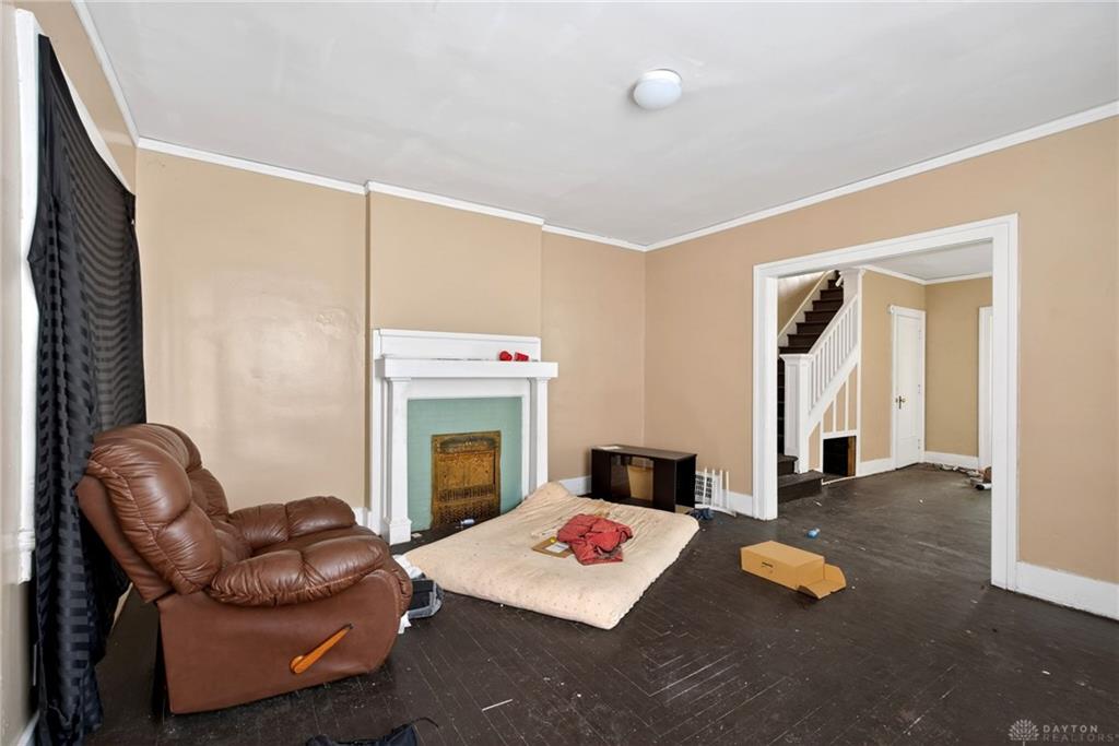 816-818 Harvard Property Photo 7