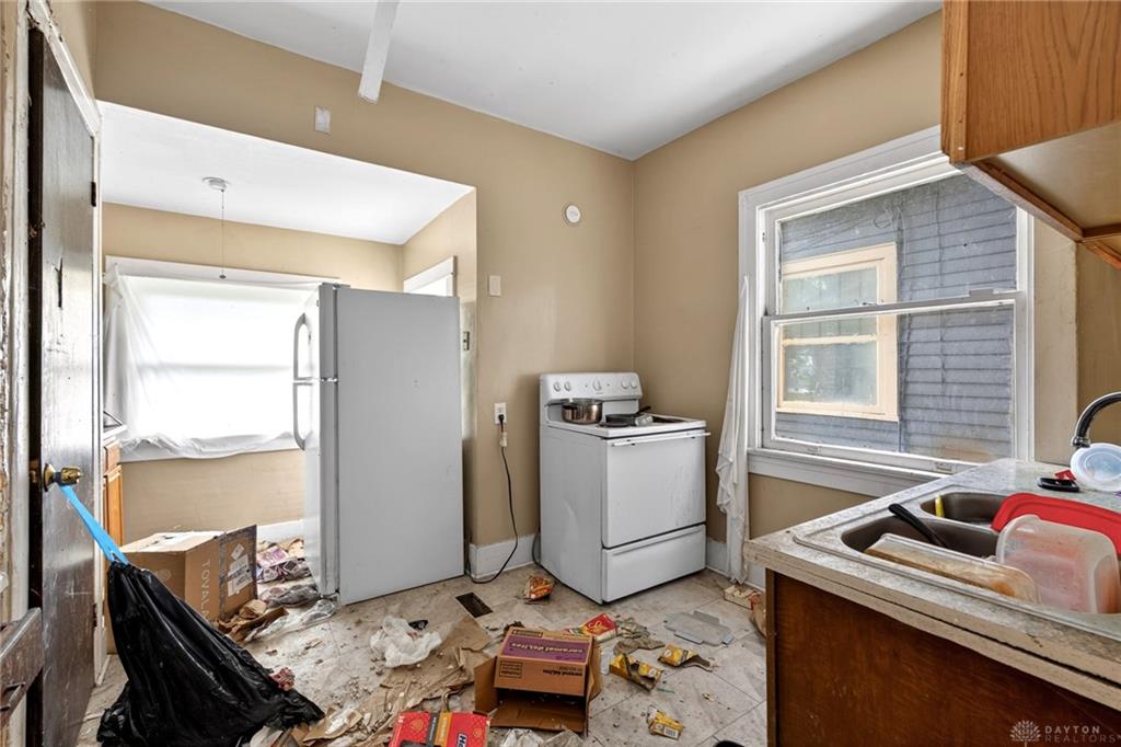 816-818 Harvard Property Photo 13