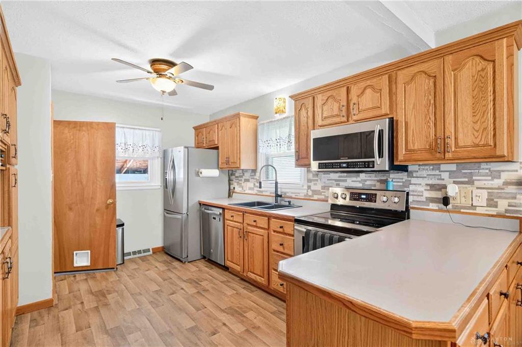 1032 Broadway Property Photo 9
