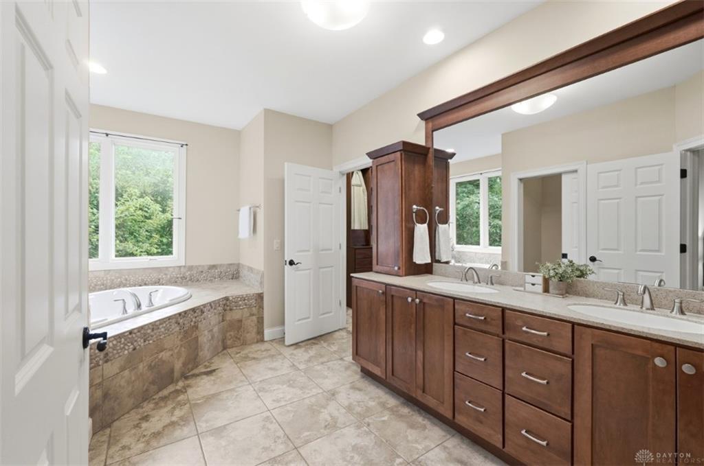 3569 N Section Property Photo 15