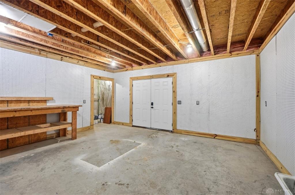 3569 N Section Property Photo 28