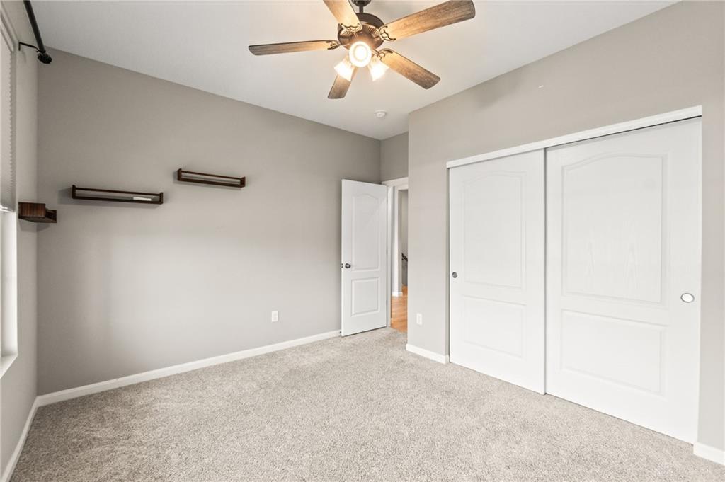 1189 Heathgate Property Photo 7