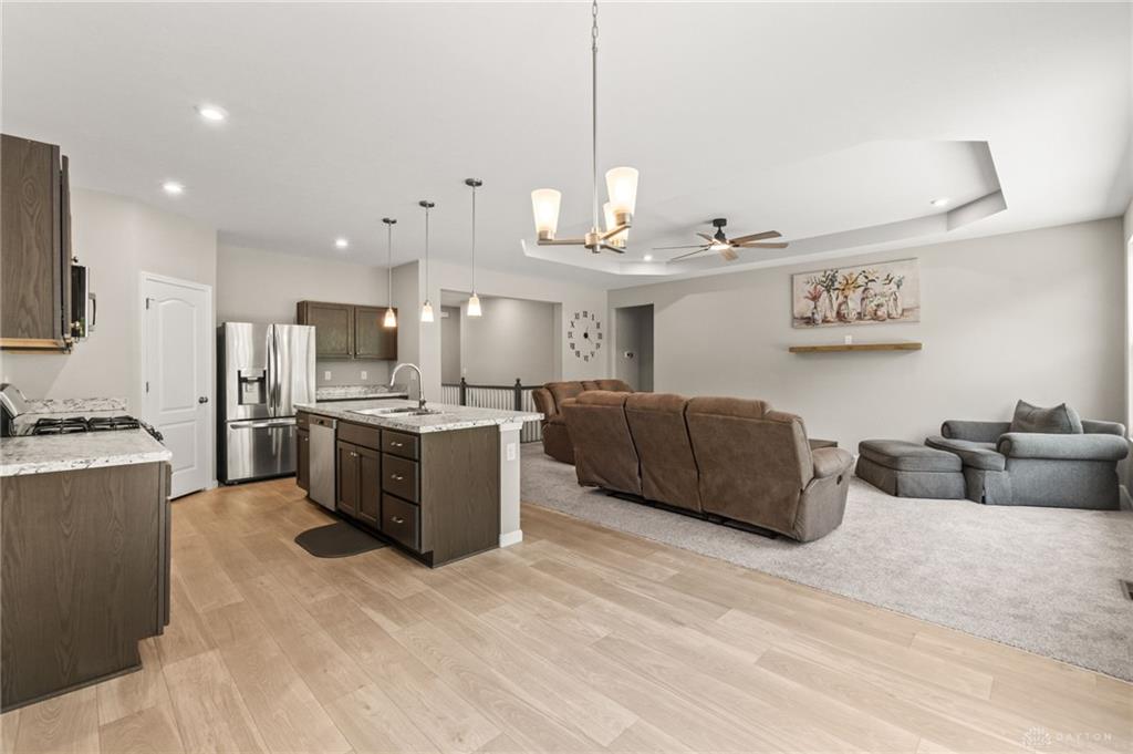 1189 Heathgate Property Photo 19