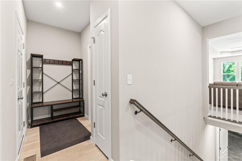 1189 Heathgate Property Photo 40