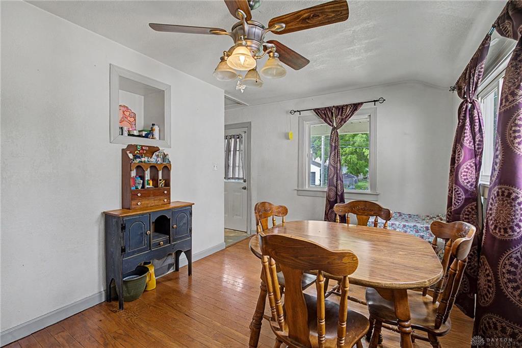 955 Weng Property Photo 15