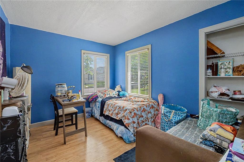 955 Weng Property Photo 21