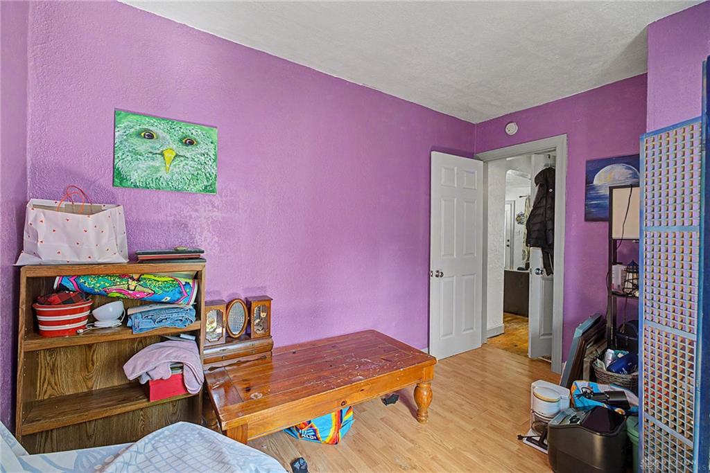 955 Weng Property Photo 26