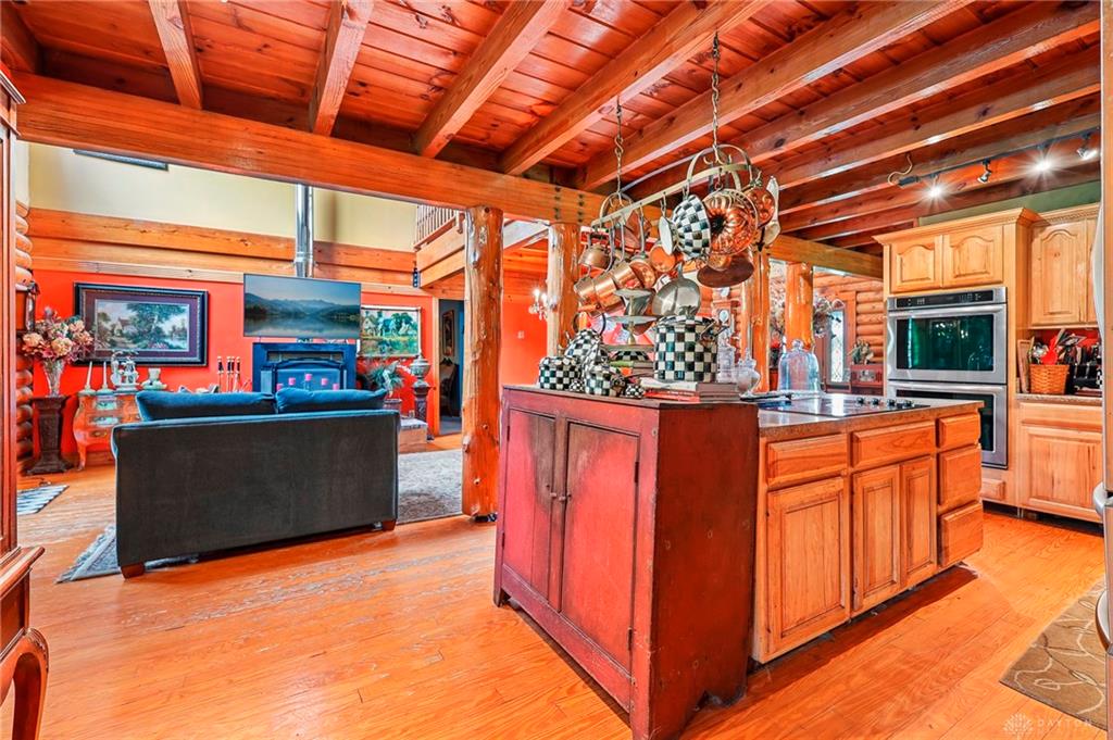 963 Pratt Property Photo 23