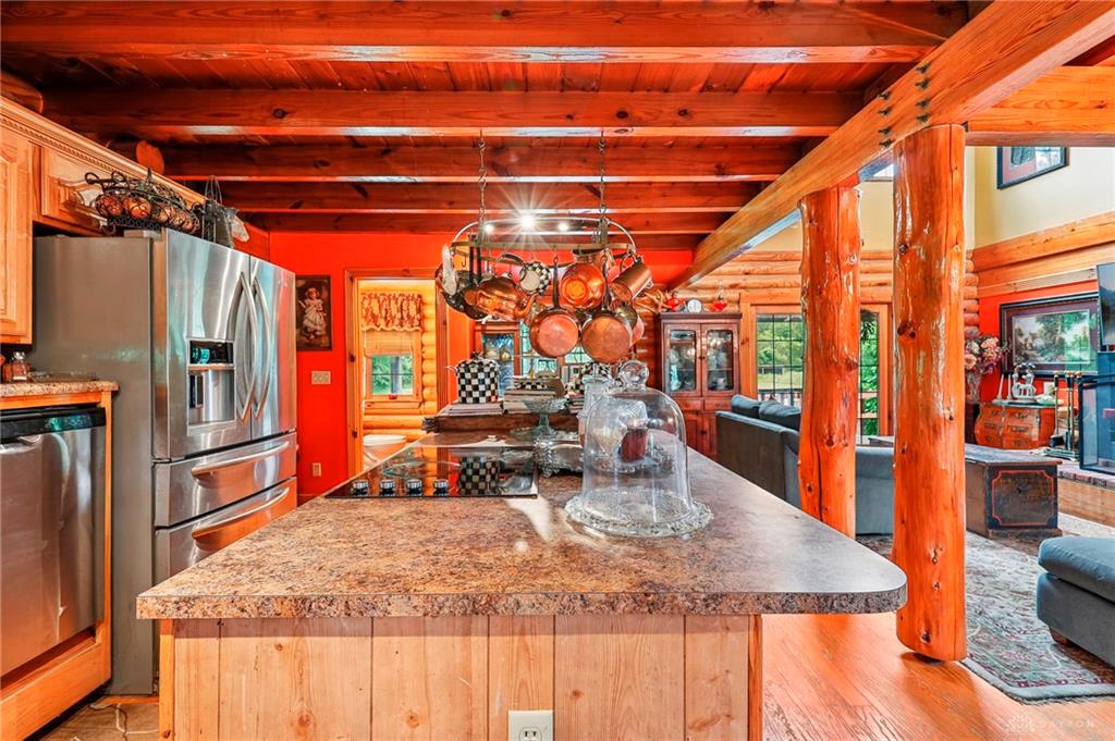 963 Pratt Property Photo 24