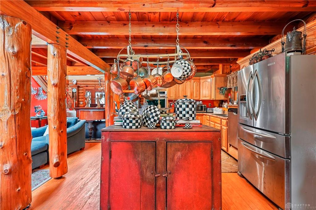 963 Pratt Property Photo 29