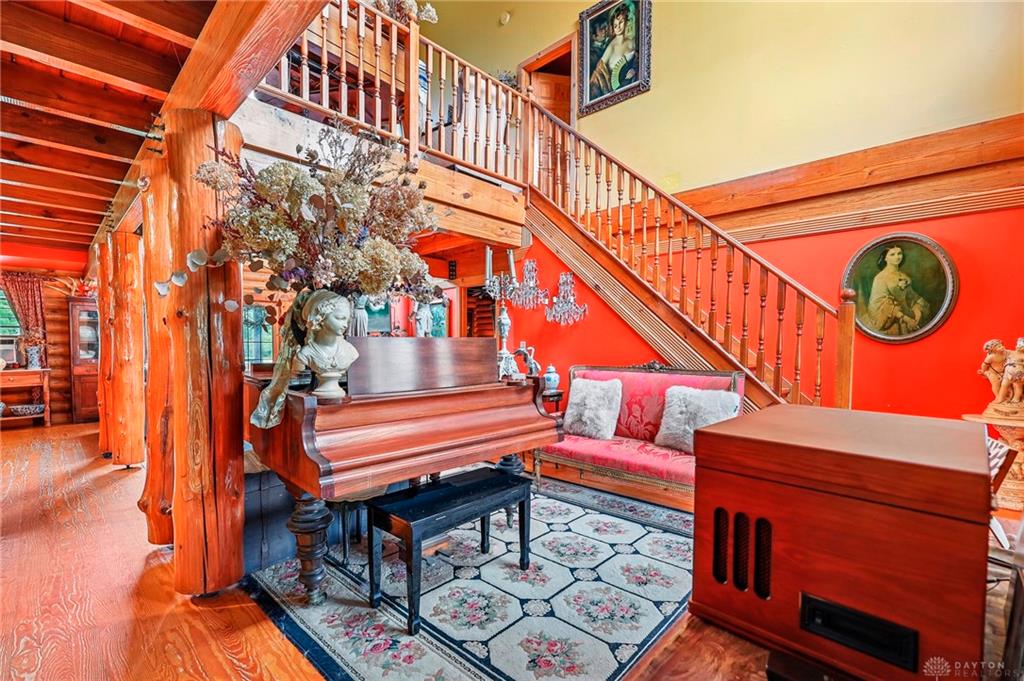 963 Pratt Property Photo 42