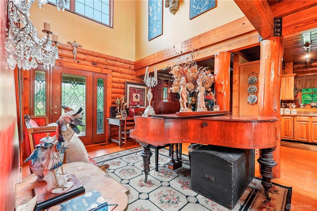 963 Pratt Property Photo 43