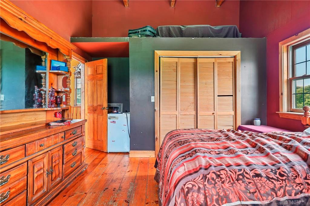 963 Pratt Property Photo 55