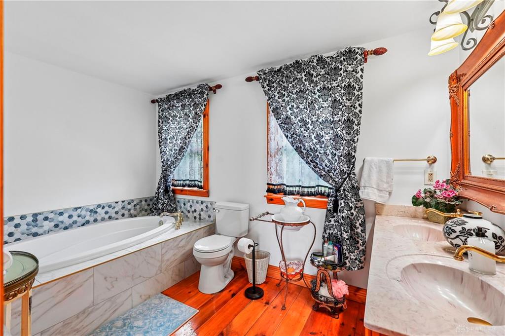 963 Pratt Property Photo 61