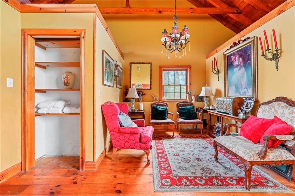 963 Pratt Property Photo 63
