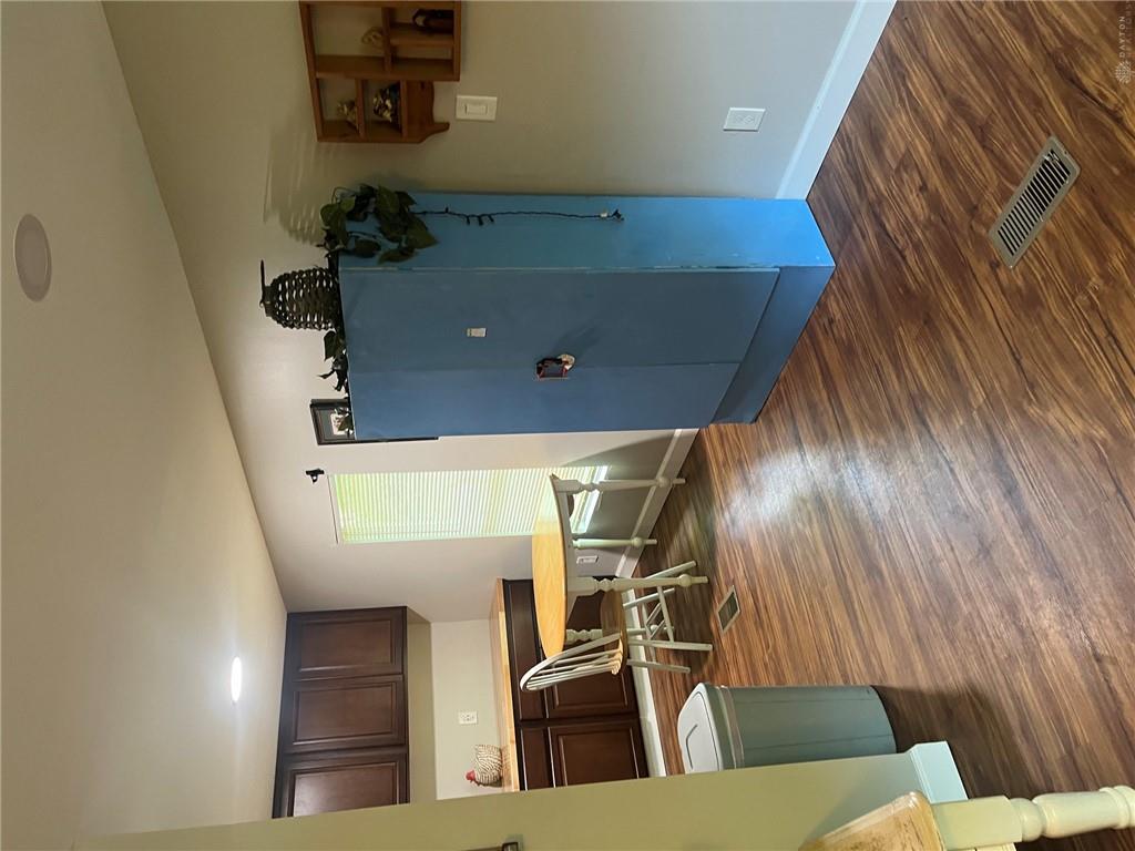 57 Rochester Hill Property Photo 7