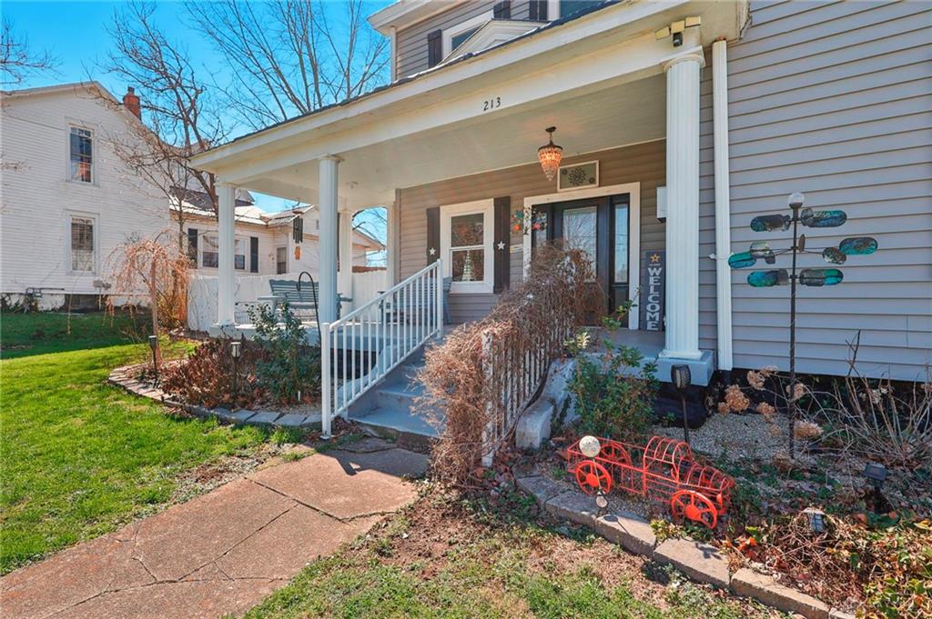 213 N Broadway Property Photo 21