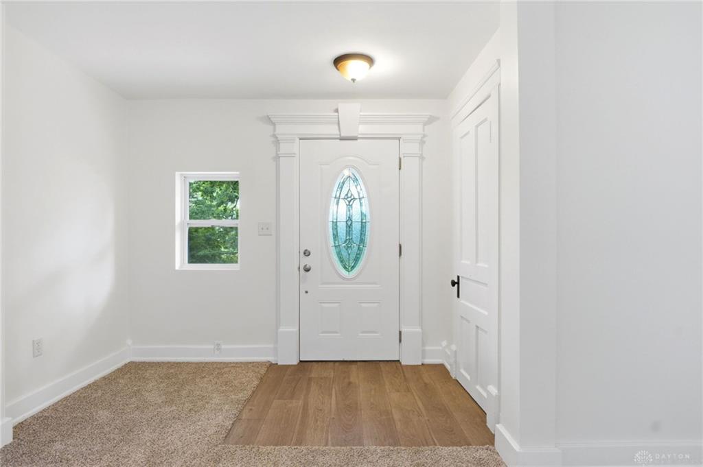 258 E Center Property Photo 4