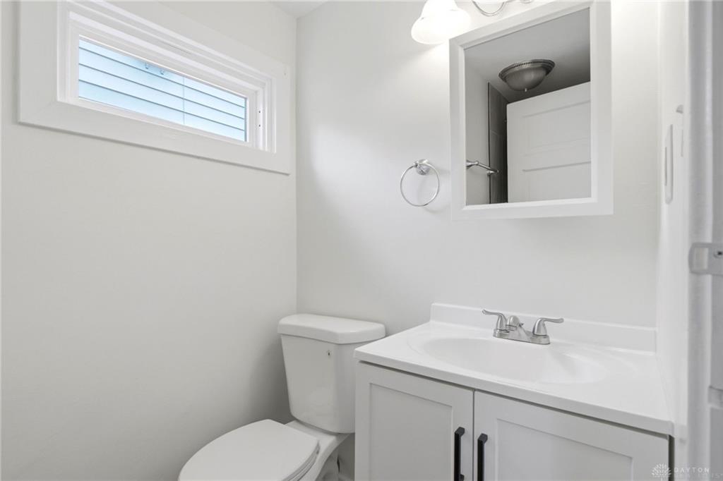 258 E Center Property Photo 11