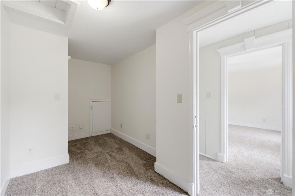 258 E Center Property Photo 19